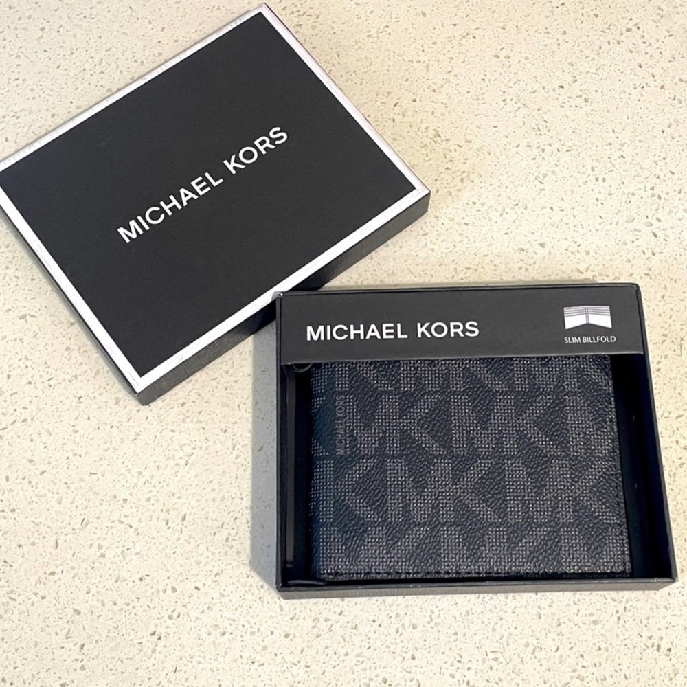 NEW! Michael Kors Men’s Black Logo Slim Wallet in Original Kors Box